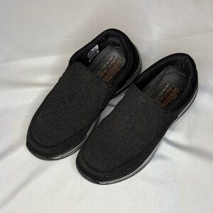 Skechers Relaxed Fit® Cohagen Knit Walk Men's Shoes Size 8.5